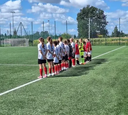 Młodzik Płomienia Krośnice rozpoczyna sezon od porażki w Żmigrodzie