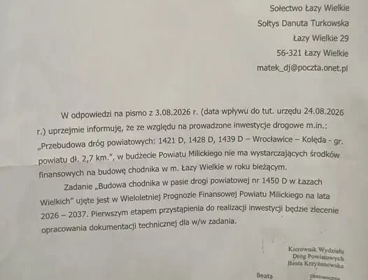 Chodnik w Łazach Wielkich poczeka. Starostwo odpowiada na wniosek sołectwa