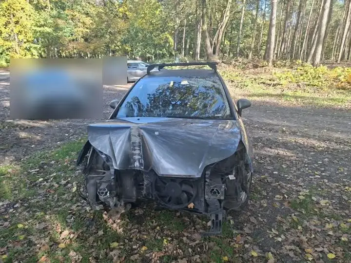 Ponad 2,8 promila alkoholu – kierująca Citroenem uderzyła w latarnię w Miliczu
