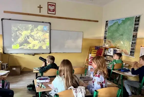 Trzecioklasiści zgłębiali tajniki lasu – projekt edukacyjny w szkole