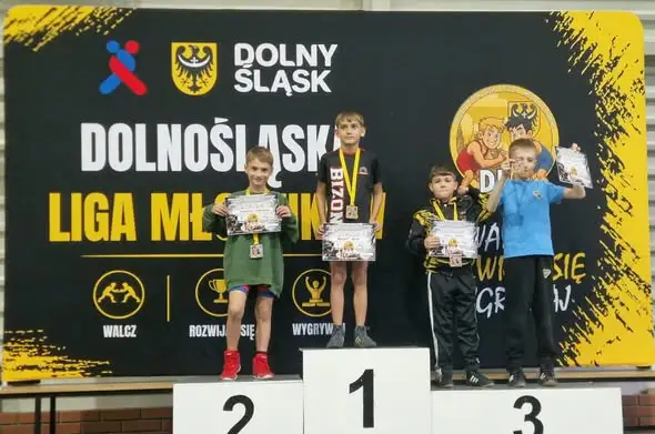 Młodzi zapaśnicy z Cieszkowa z sukcesami w Dolnośląskiej Lidze Zapaśniczej